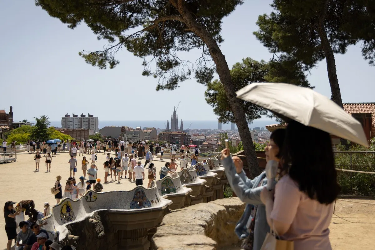 Spain faces possible fifth heatwave with up to 43C forecast this week