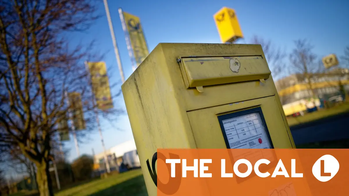 German postal service to cut 8,000 jobs