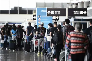 What are my rights in Italy if a flight is cancelled or delayed?