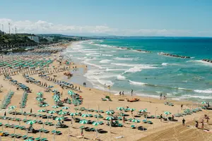 MAP: Where Italy's private beaches cost the most – and where you can save money